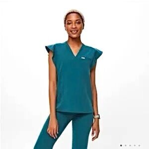 FIGS Flutter Sleeve Top